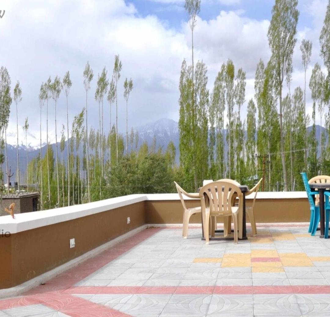 Glacier View Guest House Leh Exterior photo